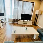 Zen Sunset Loft - Private Terrace - Forrest Views *