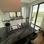 Zen Sunset Loft Lejlighed