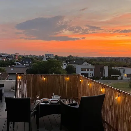 Zen Sunset Loft Apartment Bucharest