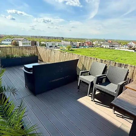 Zen Sunset Loft - Private Terrace - Forrest Views * Βουκουρέστι
