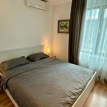 Zen Sunset Loft - Private Terrace - Forrest Views Bukarest